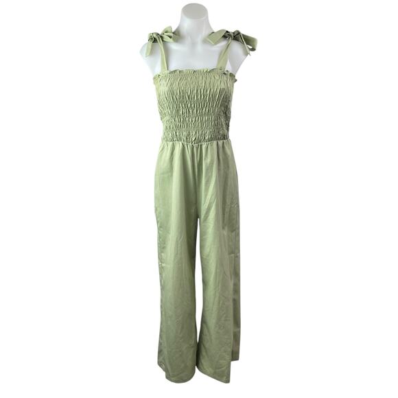 Fashion Union Green Sleeveless Tie Strap Smocked Wide Leg Romper Jumpsuit Size 6 - Picture 1 of 5